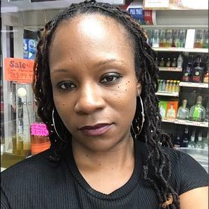 Meet your Posher, Erica